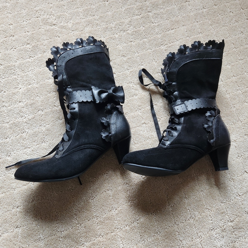 Lanray Taley Womens black Victorian gothic mid Calf synthetic boots with bow 6.5